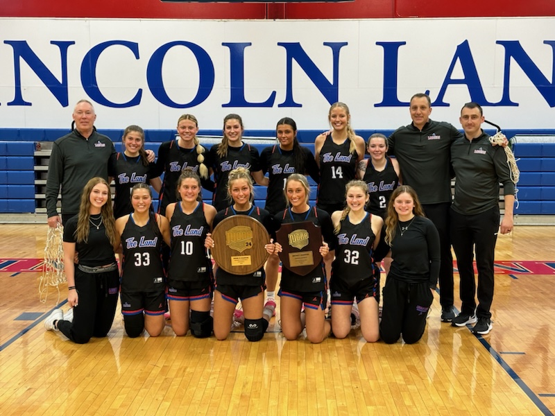 2024 LLCC women's basketball team and coaching staff