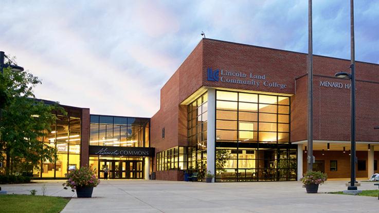 Photo of A. Lincoln Commons Entrance at LLCC.