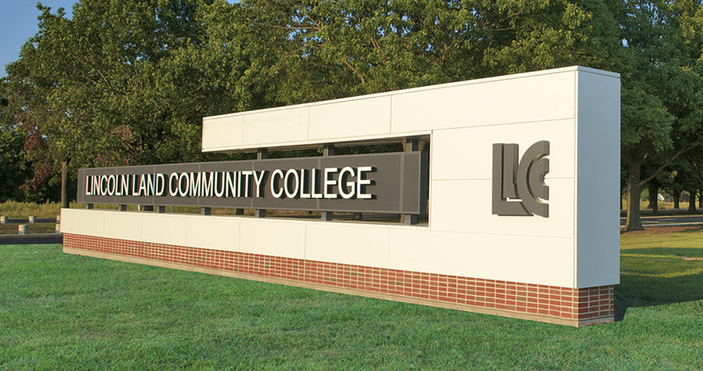 Lincoln Land Community College entrance sign