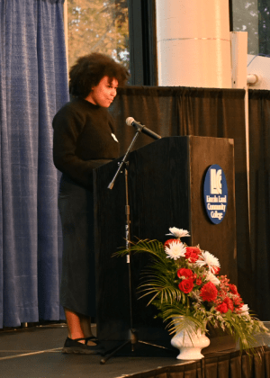 Eva Bassel, student speaker