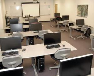 Computer lab at LLCC-Medical District.